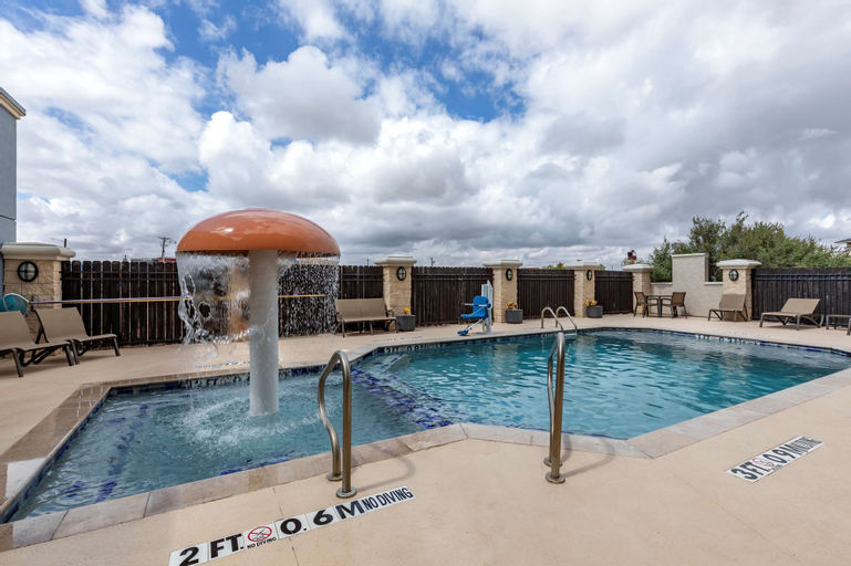Best Western Plus North Odessa Inn & Suites, Ector