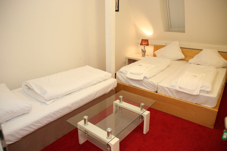 Bedroom 3, Twinhof, Hamburg