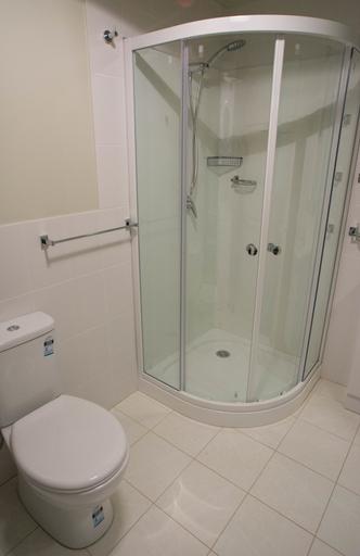 Bathroom 5, Westside Studio Apartments, Armidale Dumaresq