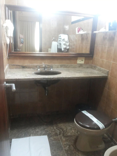 Bathroom 4, Entremares Hotel, Rio de Janeiro