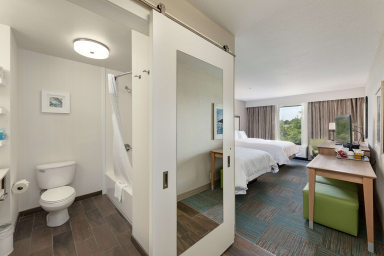 Bedroom 3, Hampton Inn Niceville - Eglin Air Force Base, Okaloosa