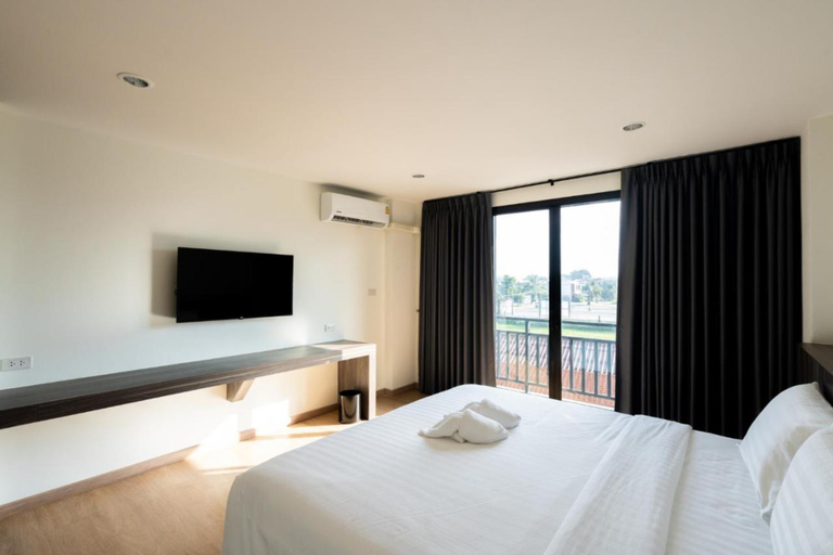 Bedroom 3, JS Hotel, Hat Yai