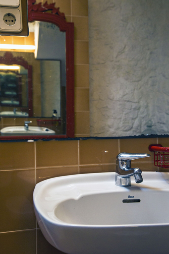 Bathroom 3, Places4stay Villa Figuera, Barcelona