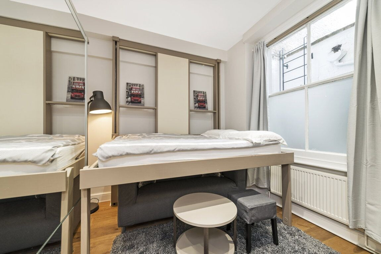 Bedroom, 1 Bedroom Clarincarde Apartment, London