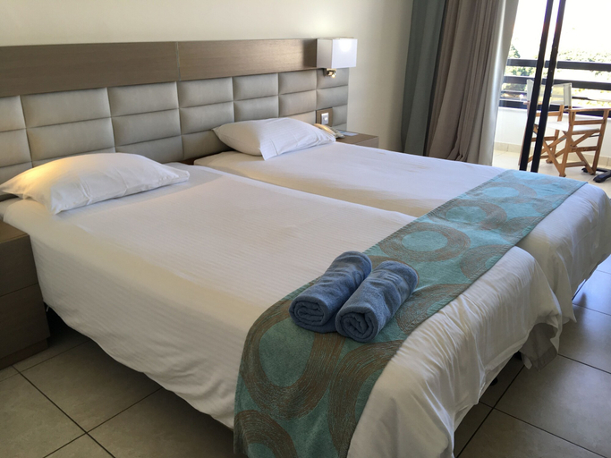 Bedroom 3, Avanti Hotel