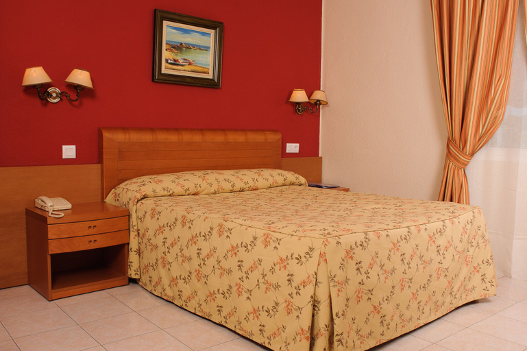 Bedroom 4, Hotel Dunas - Puerto, Cádiz