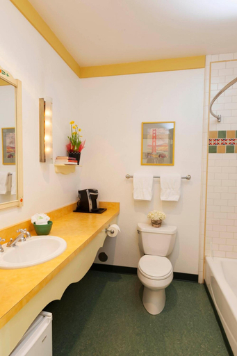 Bathroom 3, Sonoma Creek Inn, Sonoma