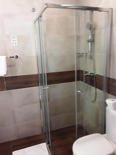 Bathroom 4, The Buccaneers Boutique Guest House, Saint Paul's Bay