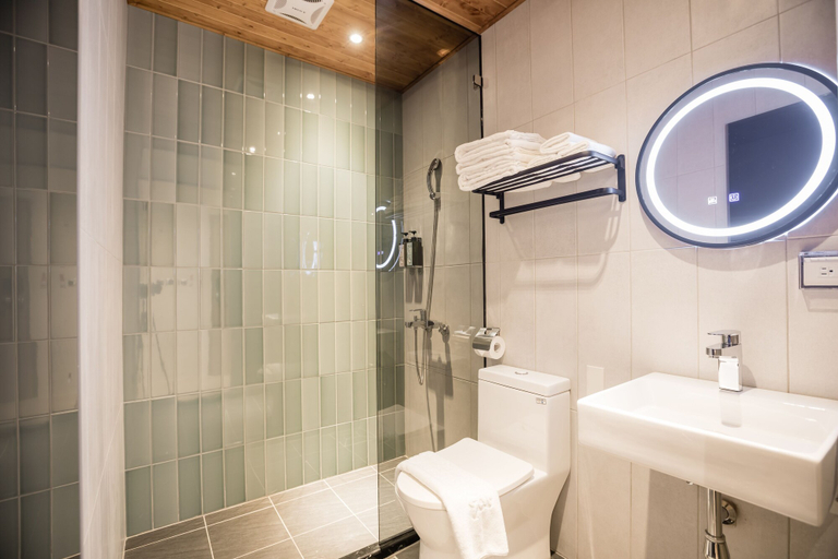 Bathroom 4, Traveller Inn Day Moon, Taitung