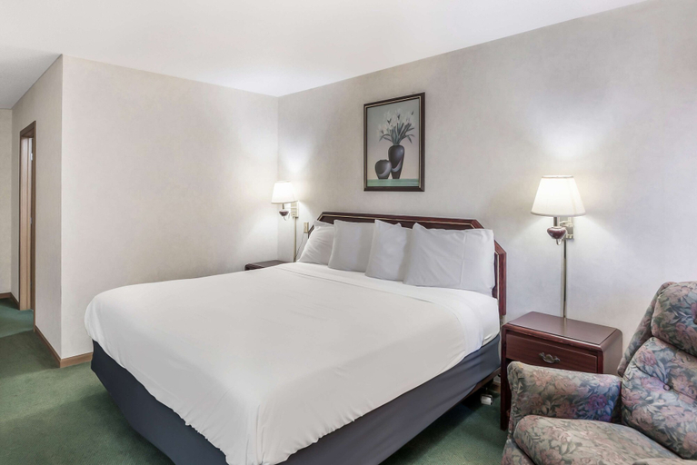 Bedroom 3, Americas Best Value Inn Wenona, Marshall