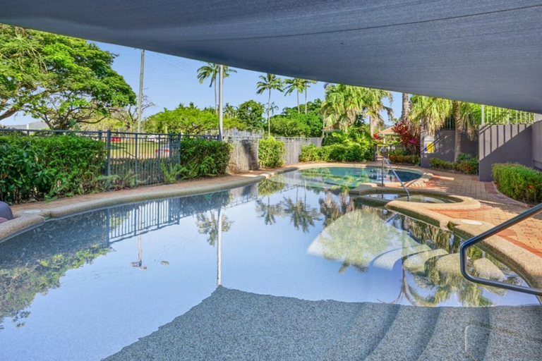 Sport & Beauty 5, North Cove Waterfront Suites, Cairns