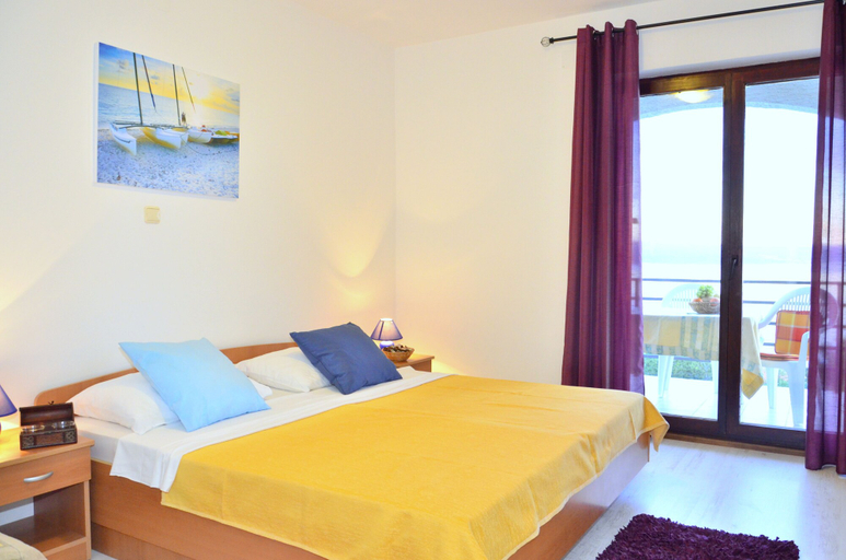 Bedroom 2, Apartments Lounger Frkovic, Crikvenica