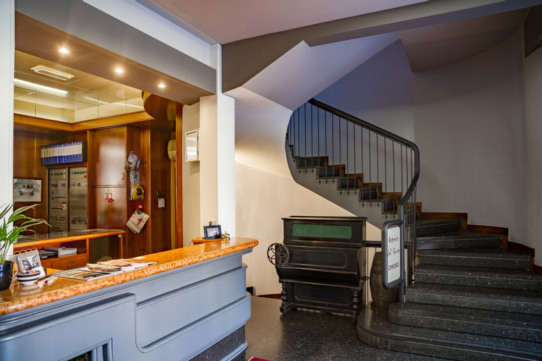 Public Area 3, Hotel Italia, Pavia