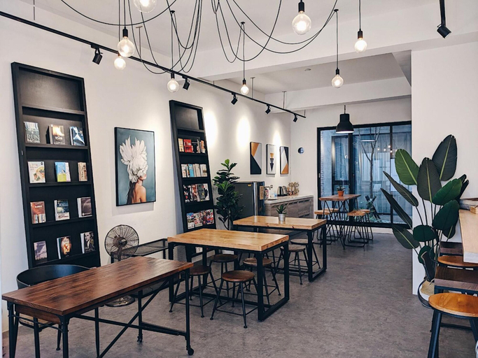 Food & Drinks, The Gatsby Apartment, Tainan