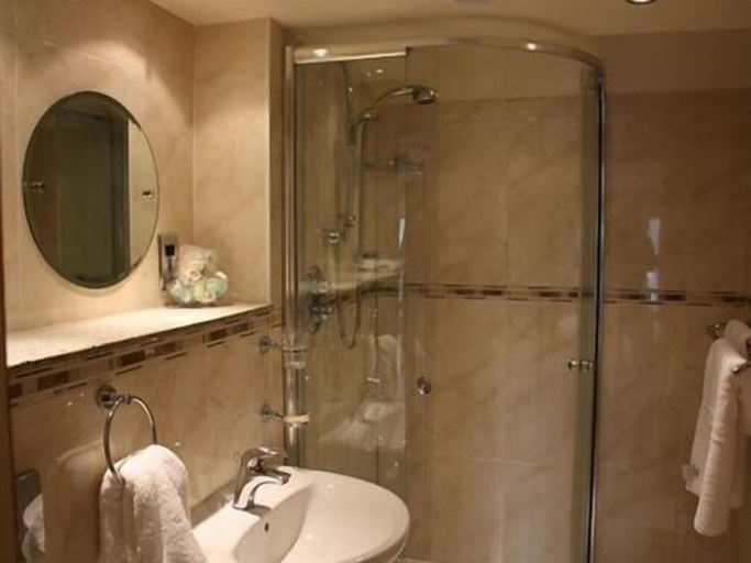 Bathroom 4, The Coach House, North Yorkshire