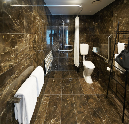 Bathroom 5, Jephson Hotel & Apartments, Toowong