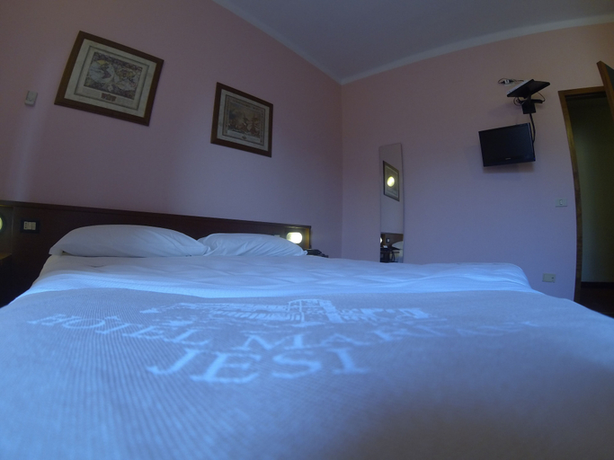 Bedroom 3, Mariani, Ancona