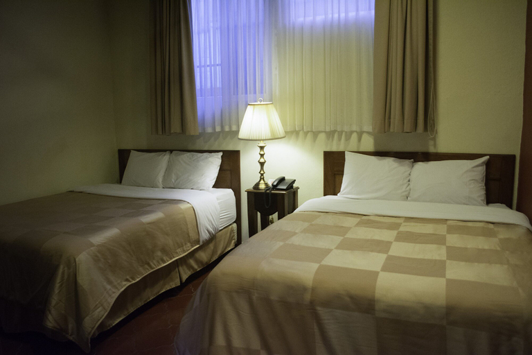 Bedroom 4, Hotel Del Patio, Flores