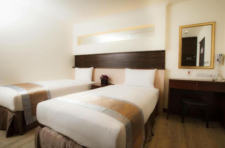 Bedroom 3, Kaishen Hotel, Taitung