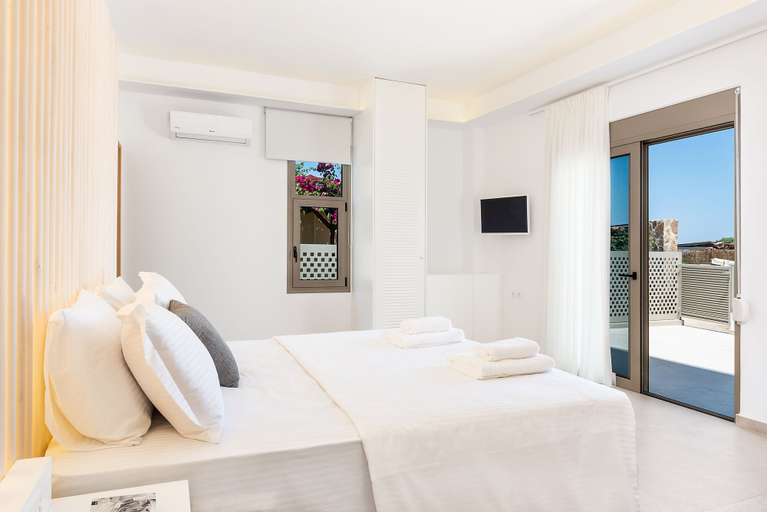 Bedroom 4, Sea Front Villas, Crete