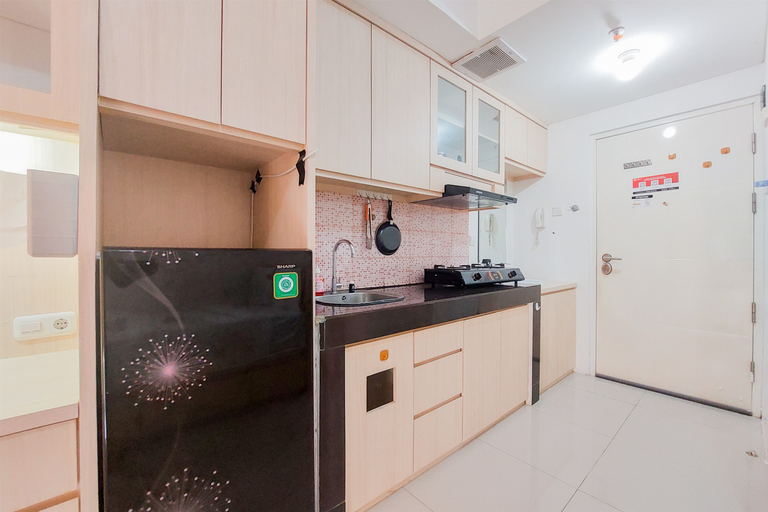 Others 4, Fully Furnished and Comfy Studio Silk Town Apartment By Travelio, Tangerang