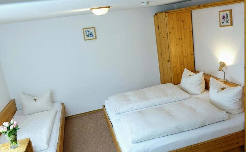 Bedroom 4, Hotel Hofreit am Bierkeller, Ortenaukreis