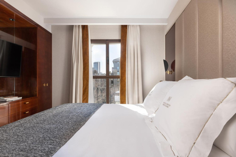 Bedroom 3, Suites Center Barcelona, Barcelona