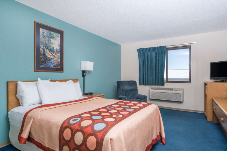 Bedroom 4, Super 8 by Wyndham Baxter/Brainerd Area, Crow Wing