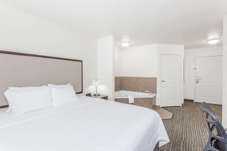 Bedroom 4, Hawthorn Suites by Wyndham Victorville, San Bernardino