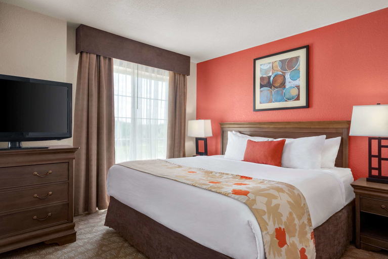 Bedroom 3, Hawthorn Extended Stay by Wyndham Decatur, Macon