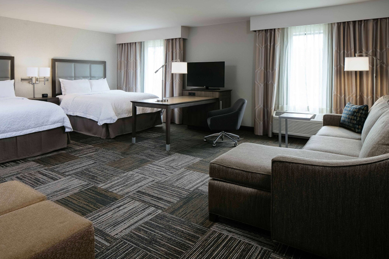 Bedroom 3, Hampton Inn & Suites Hudson, Saint Croix