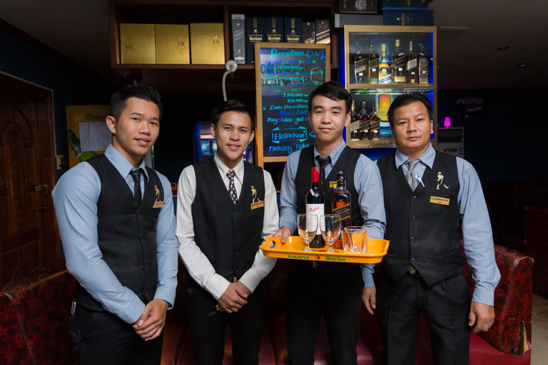 Food & Drinks 5, Mekong Hotel, Vientiane