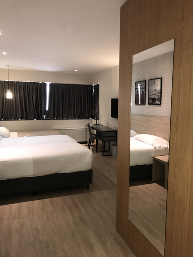 Bedroom 4, Ramada by Wyndham Madrid Tres Cantos, Madrid