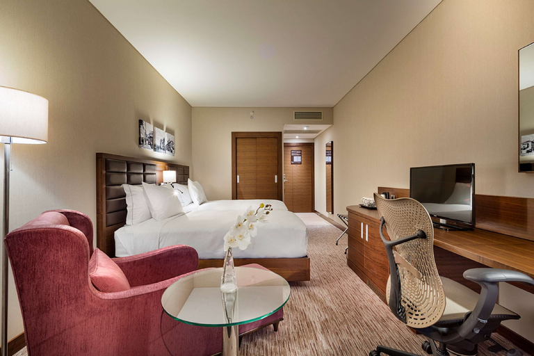 Bedroom 3, Hilton Garden Inn Izmir Bayrakli, Karşıyaka