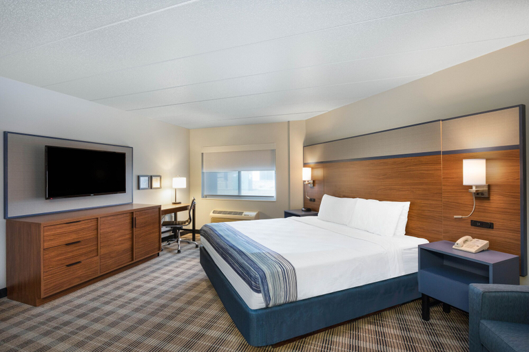 Bedroom 4, AmericInn by Wyndham Jackson, Jackson