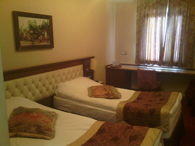 Bedroom 4, Hotel Linda, Fatih