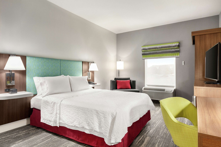 Bedroom 2, Hampton Inn Oklahoma City-I-40 E. (Tinker Air Force Base), Oklahoma