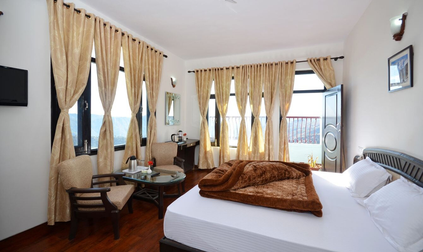 Bedroom 1, Green Oak Resort, Nainital