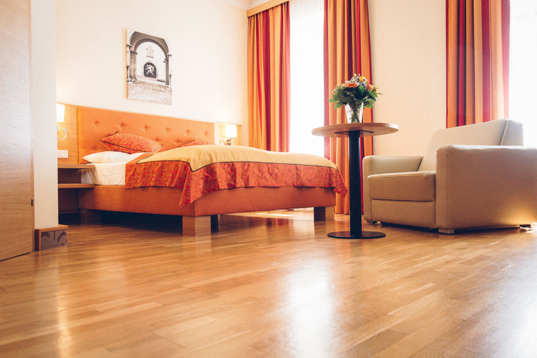Bedroom 3, Hotel Drei Raben, Graz