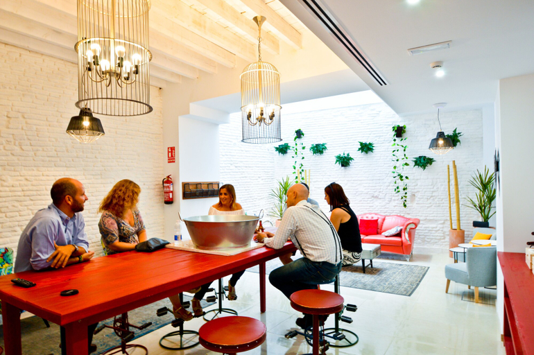 Food & Drinks 5, The Zentral Arenal Suites, Sevilla