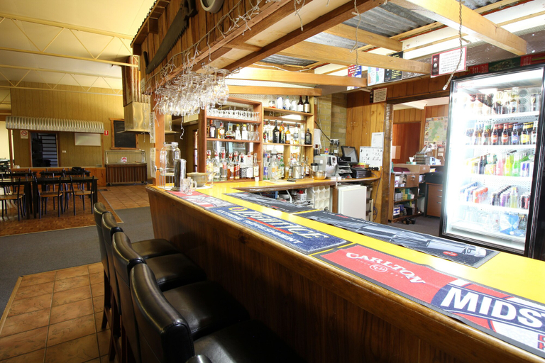 Food & Drinks 4, Snowy Mountains Resort and Function Centre, Snowy River