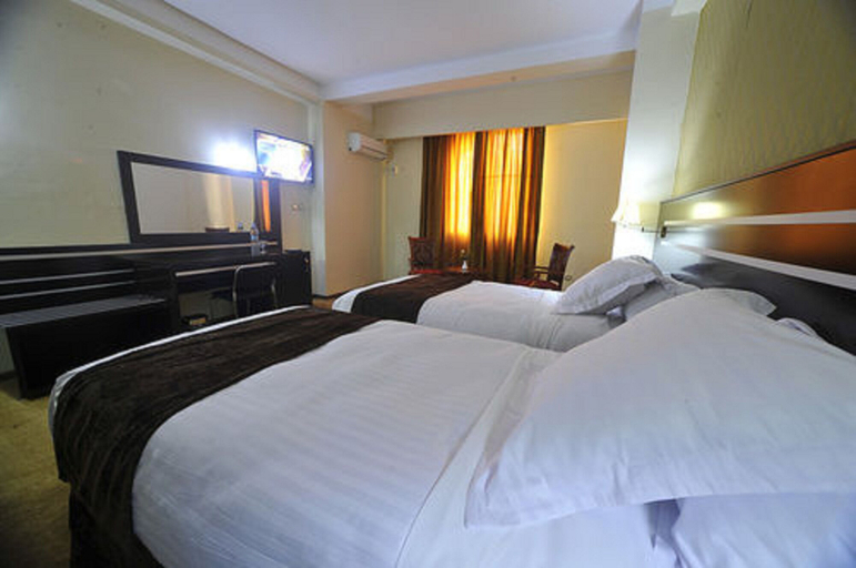 Bedroom 2, Numidien Hotel, Dar El Beida