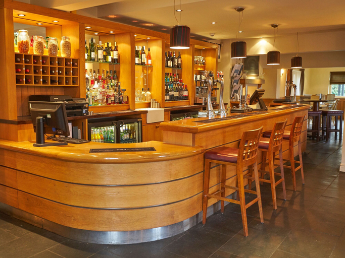 Food & Drinks 3, The Cadogan Arms, Suffolk