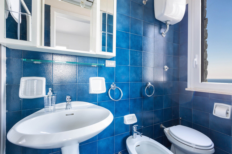 Bathroom 4, 2098 Villa La Mecca by Perle di Puglia, Lecce
