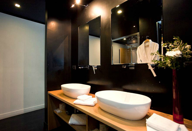 Bathroom 5, Suite Art Navona, Rome