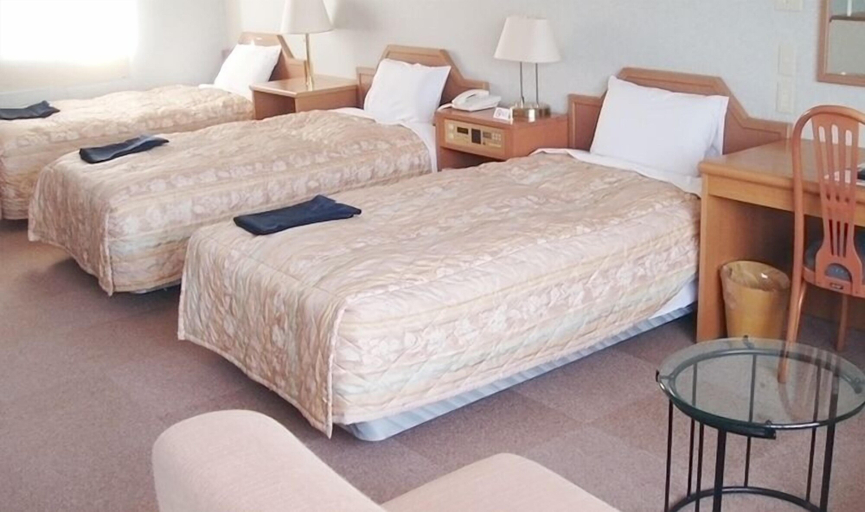 Bedroom 3, Tsurugi Koizuki, Kamiichi