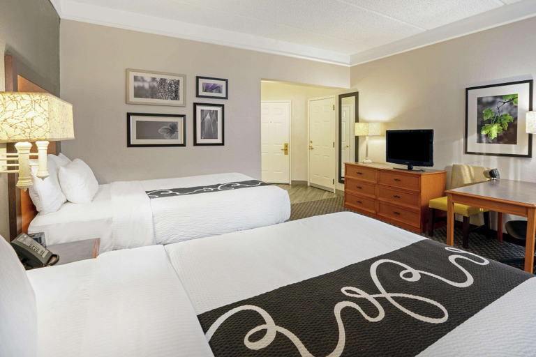 Bedroom 3, La Quinta Inn & Suites by Wyndham Houston West Park 10, Houston