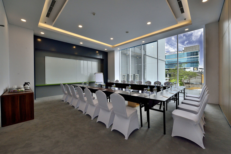 Business Facilities 27