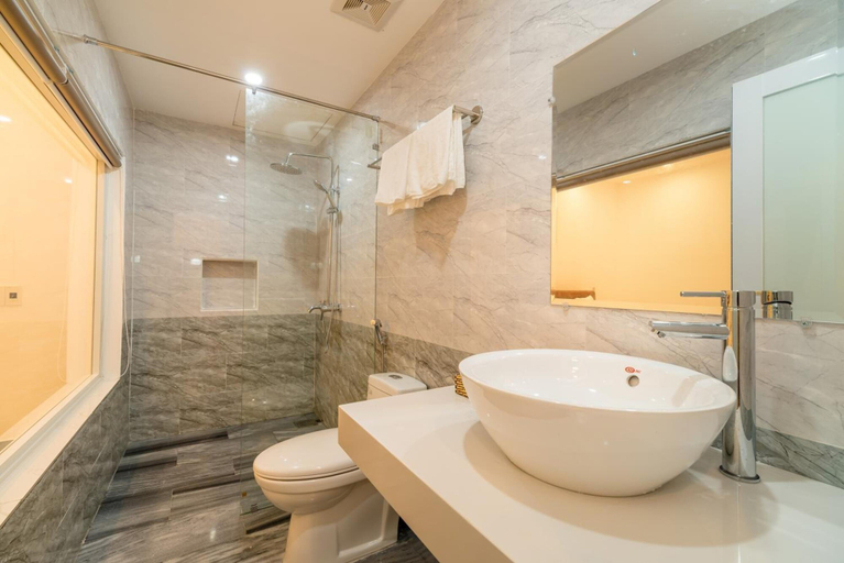 Bathroom 3, Horizon Homestay, Da Nang
