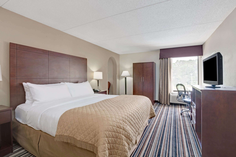 Bedroom 3, Wyndham Garden Charlotte Airport Southeast, Mecklenburg